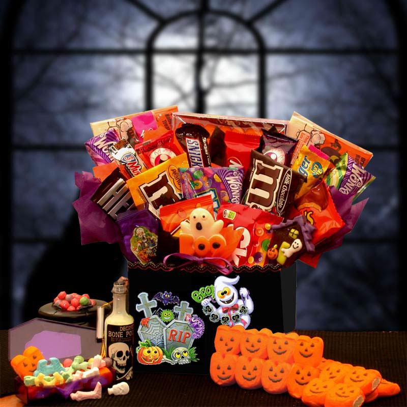 Halloween gift, Halloween gift basket, Halloween baskets, Childs Halloween gift, Childs Halloween basket, kids Halloween basket, kids Halloween gift