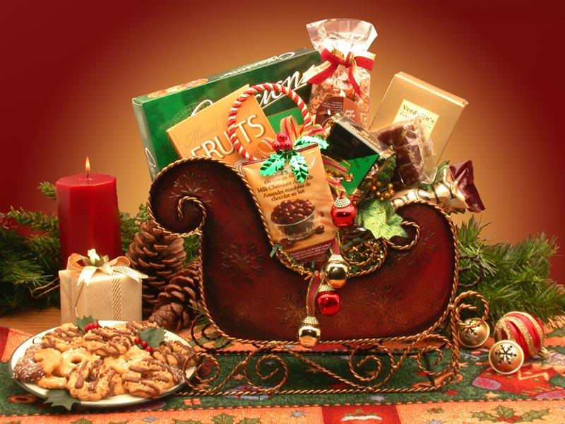 Christmas gift baskets, Christmas basket, holiday baskets, holiday gift baskets